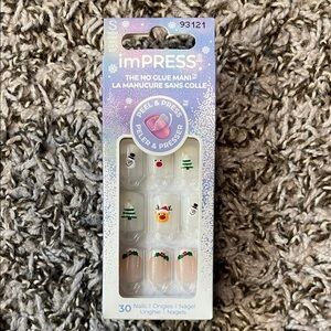 imPRESS Festive Christmas Press-On Nails